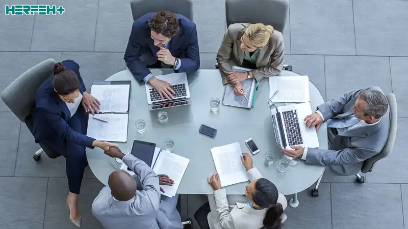 جلسات کاری یا وقت تلف کردن؟ توصیه‌هایی برای افزایش بهره‌وری جلسات کاری